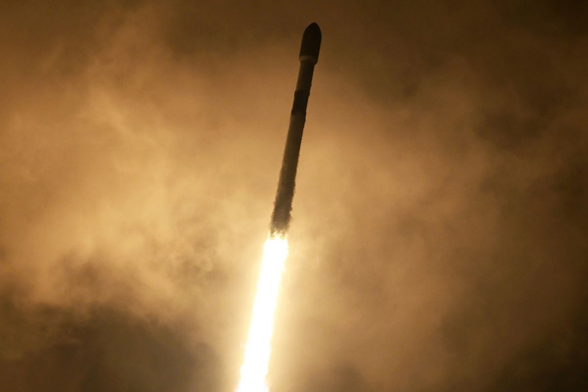 SpaceX ends 2024 with new round of Starlink satellites