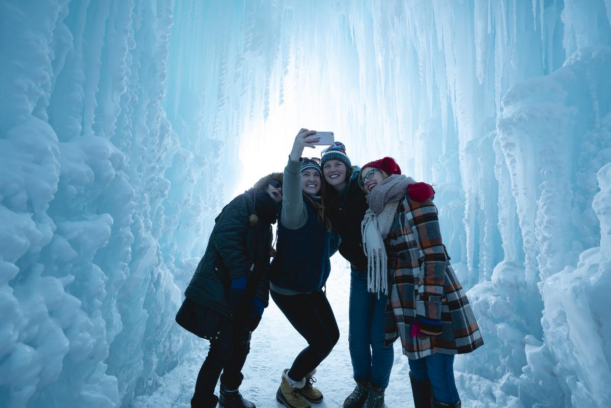 We Now Know When Minnesota's Ice Castles Is Opening