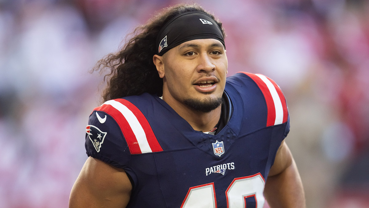 Mayo responds to Tavai's candid comments about Patriots fans booing