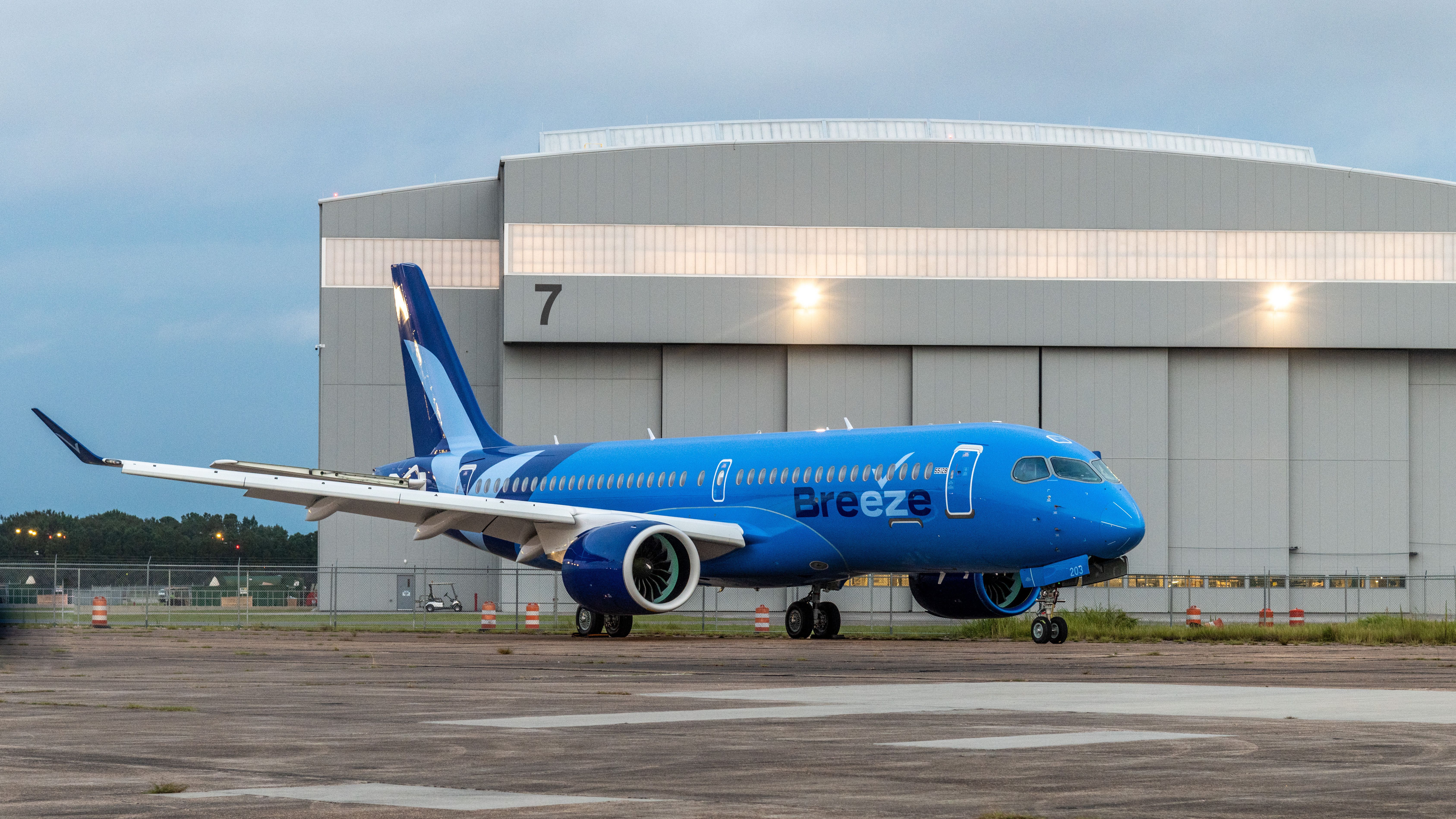 Breeze Airways Exits Mobile, Alabama, Entirely