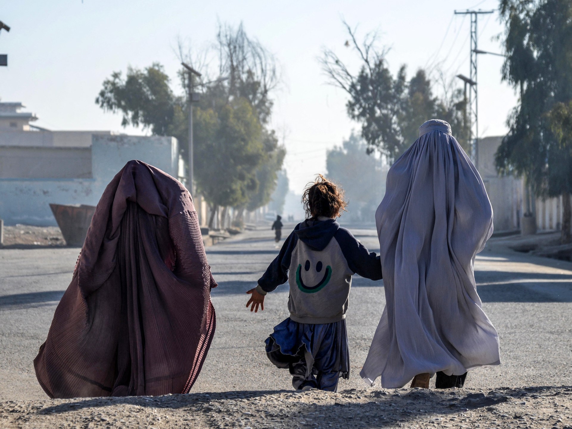 Afghanistan’s Taliban rulers say will close all NGOs employing women