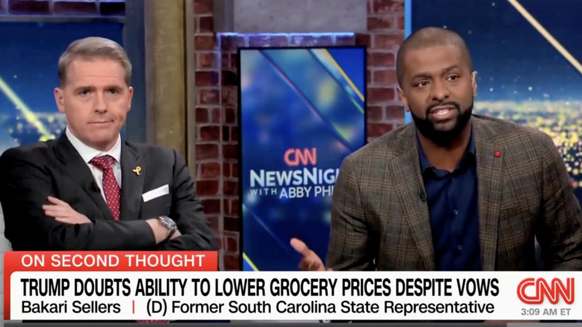 ‘Don’t Touch Me!’: CNN Analyst Awkwardly Tells Guest to Back Off on Air