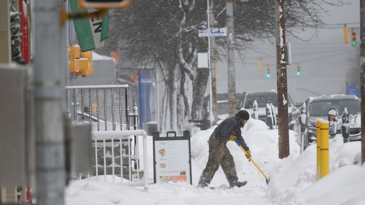 An 'Arctic outbreak' will send a chill through much of the U.S. Here's how to prepare