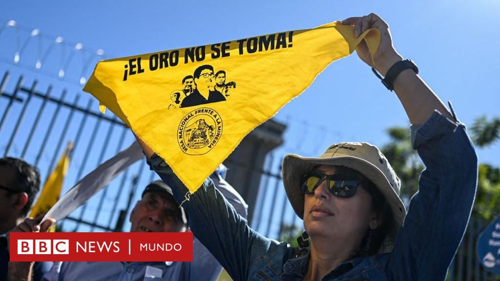 "Dios puso un tesoro bajo nuestros pies": por qué El Salvador levanta la prohibición de la minería a pedido de Bukele (y los riegos que conlleva)