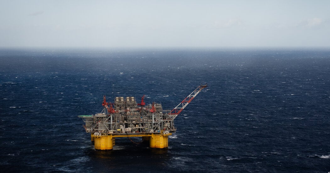 Biden Bans New Oil and Gas Drilling Along Most U.S. Coasts