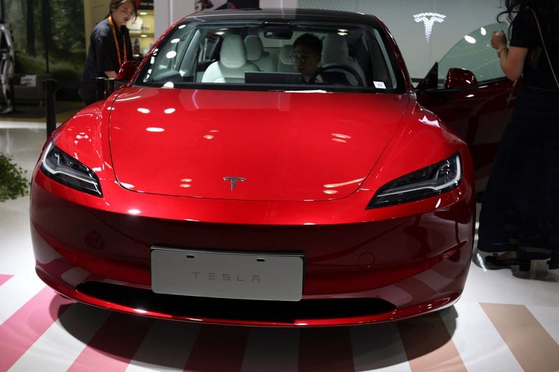 Tesla's China sales hit record high in 2024, bucking global decline