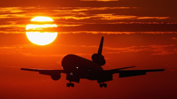 Major Canadian airlines rank bottom of the pack for being on time, data shows