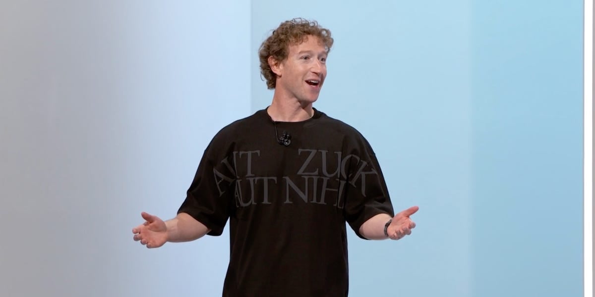 Mark Zuckerberg says he doesn't have a Hawaiian doomsday bunker, just a 'little shelter.' It's bigger than most houses.