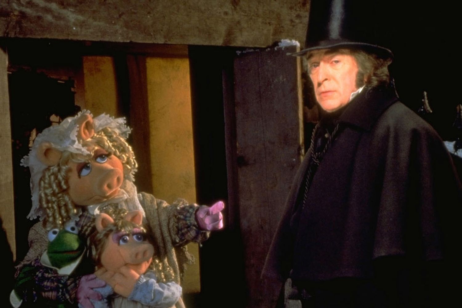 The Extended Version of The Muppet Christmas Carol Is the Only Way to Watch the Holiday Classic