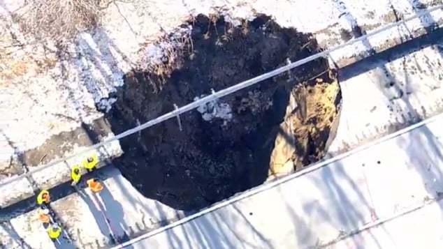 See it: Sinkhole opens on I-80 in New Jersey