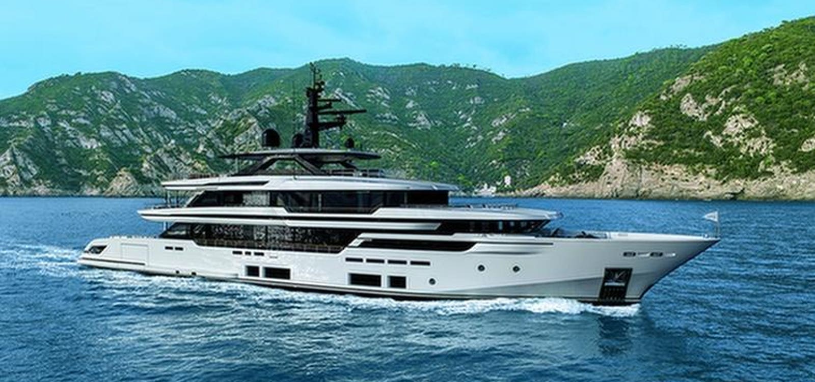 All-Aluminum 164-Foot-Long Custom Line 50 Debuts