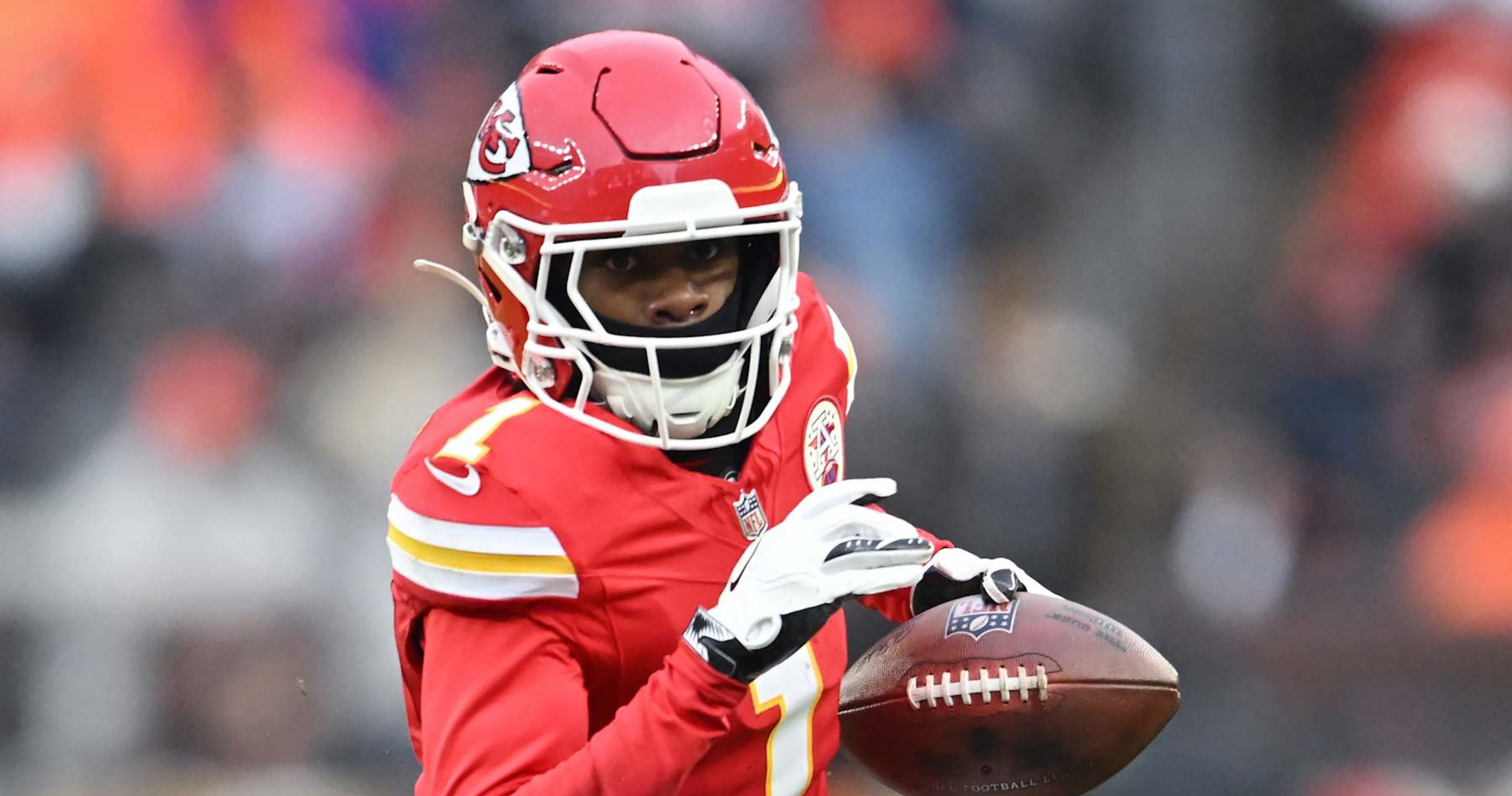 Patrick Mahomes, Chiefs Beat C.J. Stroud, Texans as Xavier Worthy Excites NFL Fans