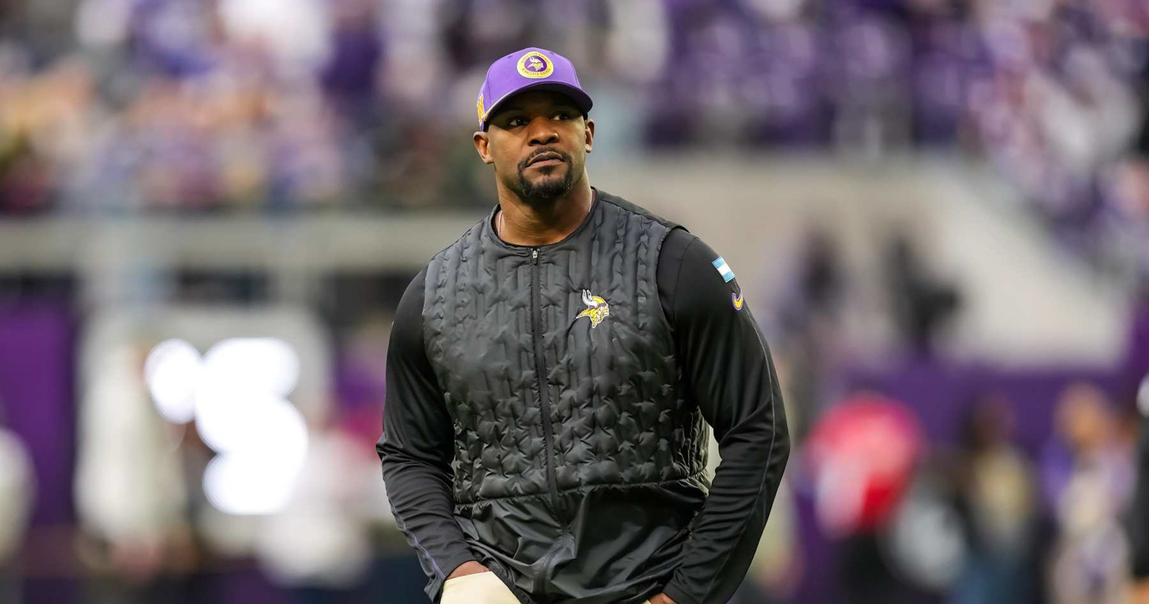 Report: Bears Seek HC Interviews with Vikings' Brian Flores, Steelers' Arthur Smith