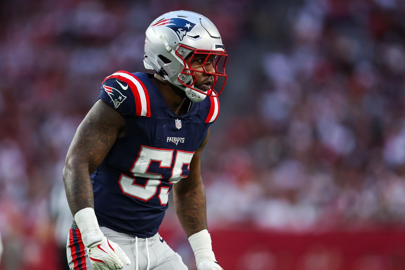 Patriots Reportedly Waive Veteran Yannick Ngakoue Ahead Of Season Finale