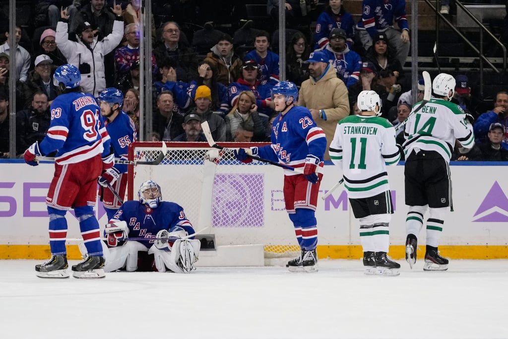 Stars erase 3-goal deficit to beat Rangers 5-4