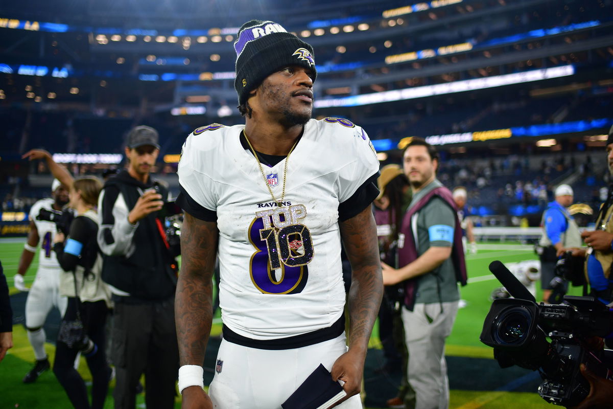 Lamar Jackson’s WR Takes Drastic Step Before Steelers Showdown as John Harbaugh Confirms Injury Update