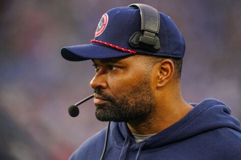 Patriots Warned of Breaking 25 Years Old NFL Rule With Jerod Mayo Firing Amid Mike Vrabel Hiring Buzz