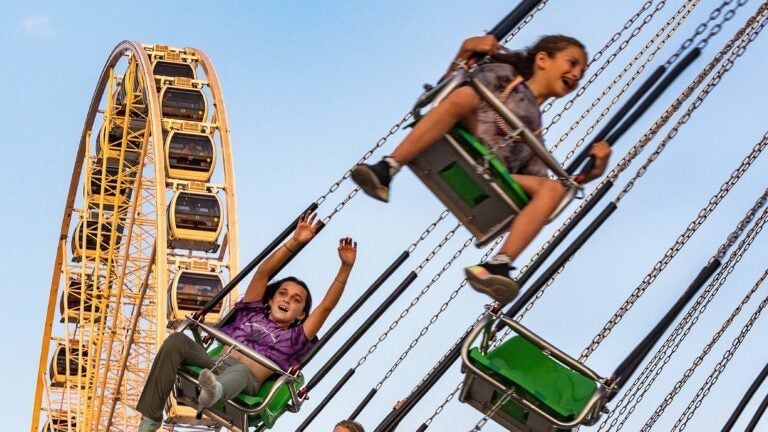 2 of the largest fairs in North America are in Massachusetts