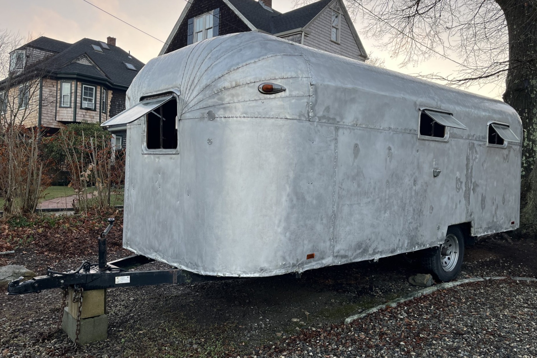 Aluminum Travel Trailer Project at No Reserve