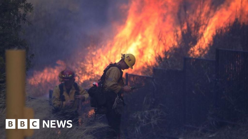 Climate change in dangerous mix stoking California's fires