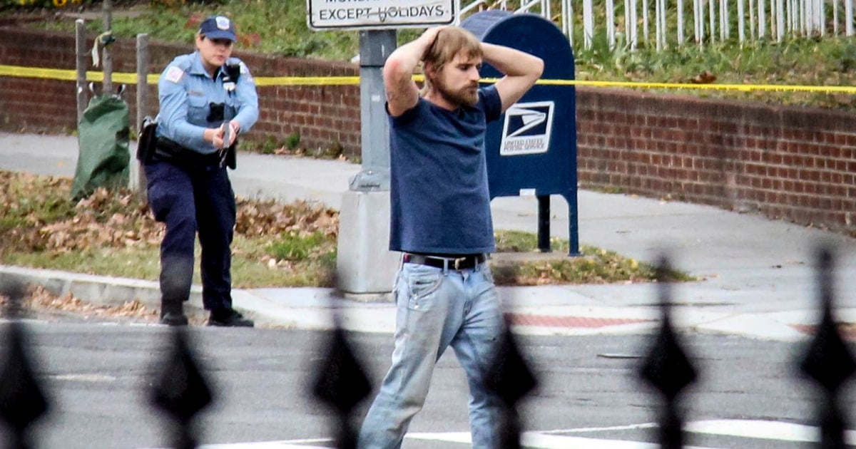 'Pizzagate' gunman killed by police during traffic stop in North Carolina