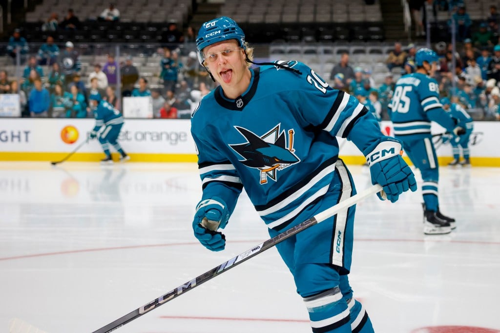 Fabian Zetterlund game-time decision, Jake Walman out as Sharks head to Utah