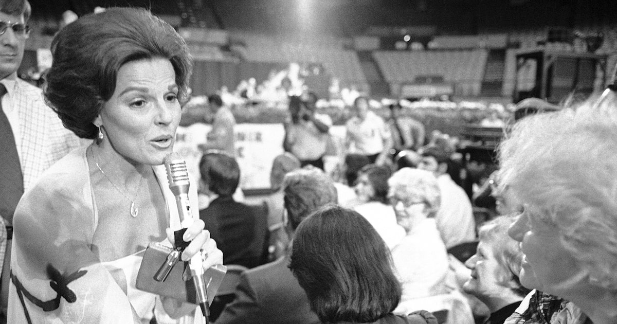 Anita Bryant, singer who opposed gay rights, dies