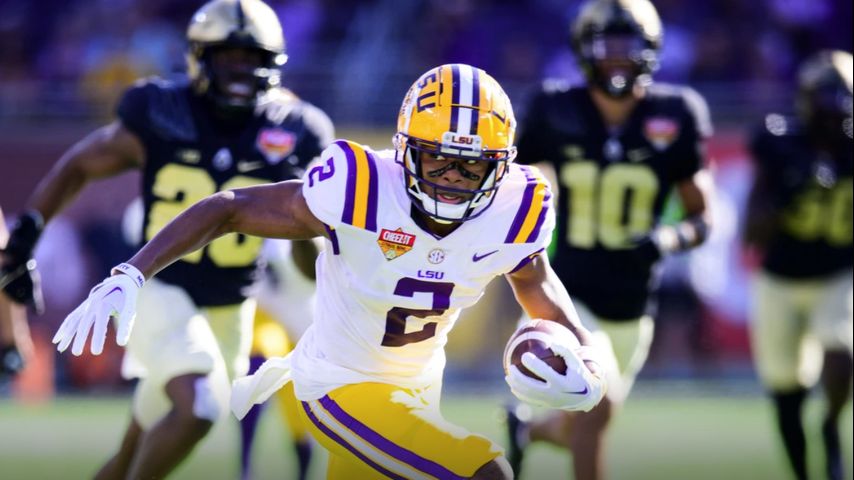 State Police issue warrant for former LSU player Kyren Lacy alleging negligent homicide, hit-and-run