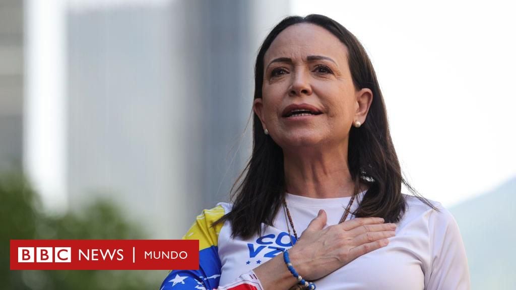 "Hoy Maduro consolida un golpe de Estado", dice María Corina Machado, que descarta por el momento el regreso a Venezuela de Edmundo González